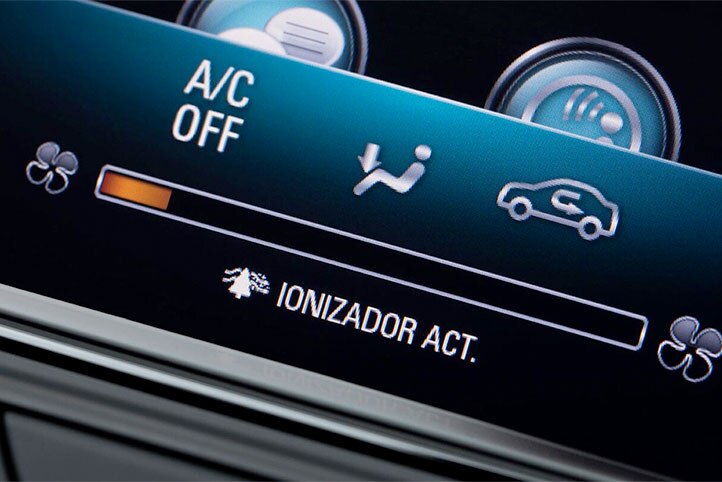 Buick Envision 2020 interior