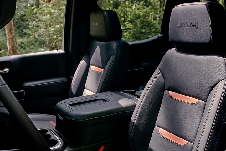 Sierra AT4 2021 interior